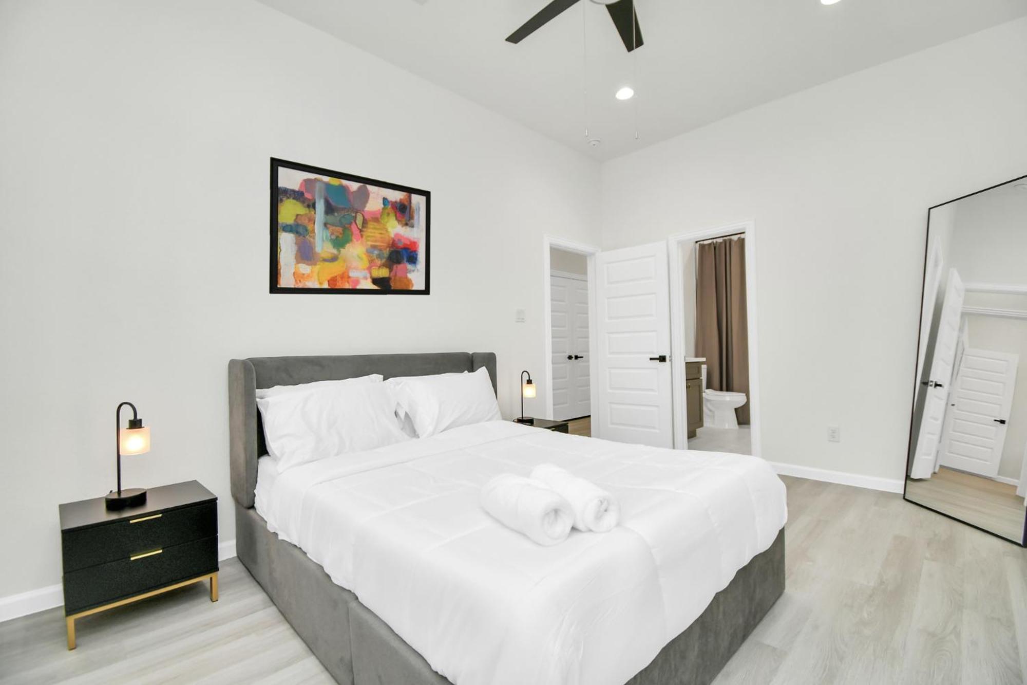 Luxe 3Br/2Ba Near Downtown•Sleeps 9• Netflix•Wi-Fi Villa Houston Dış mekan fotoğraf